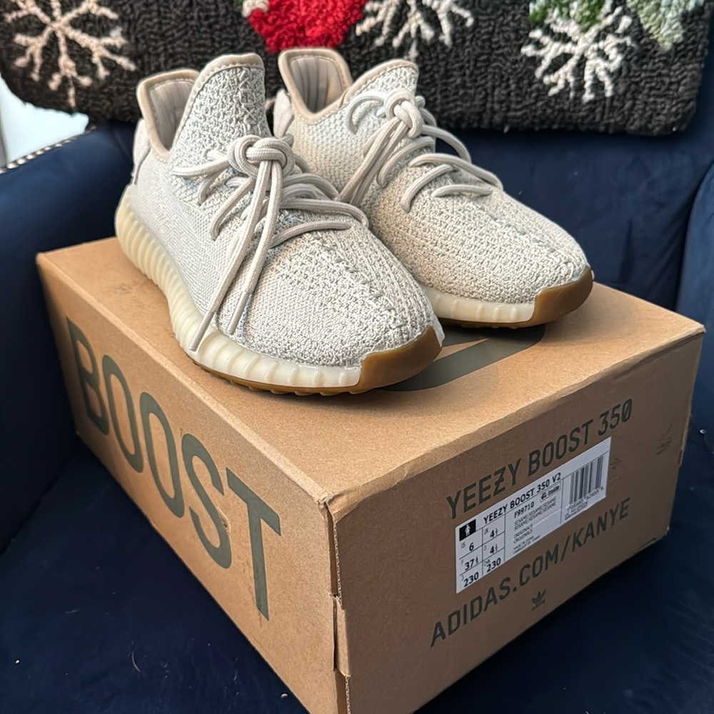 Yeezy Boost! Perfect condition!